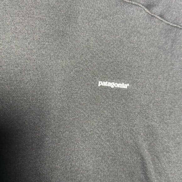 Patagonia Men’s Mid-Weight Capilene Base Layer Long Sleeve Shirt Black Size M - Picture 3 of 5